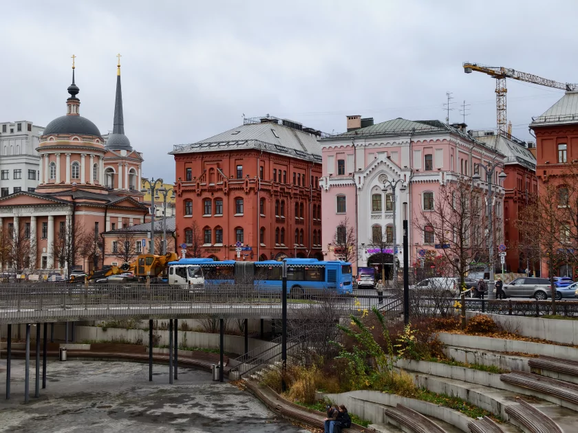 Обзор iQOO 15: доказывает, что хороший флагманский смартфон не должен быть излишне дорогим — Камеры. 19