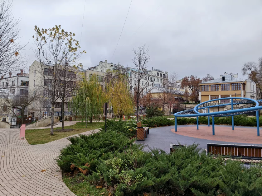 Обзор iQOO 15: доказывает, что хороший флагманский смартфон не должен быть излишне дорогим — Камеры. 33