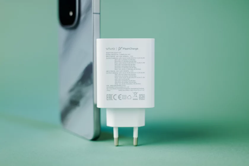 Обзор iQOO 15: доказывает, что хороший флагманский смартфон не должен быть излишне дорогим — Аккумулятор. 2