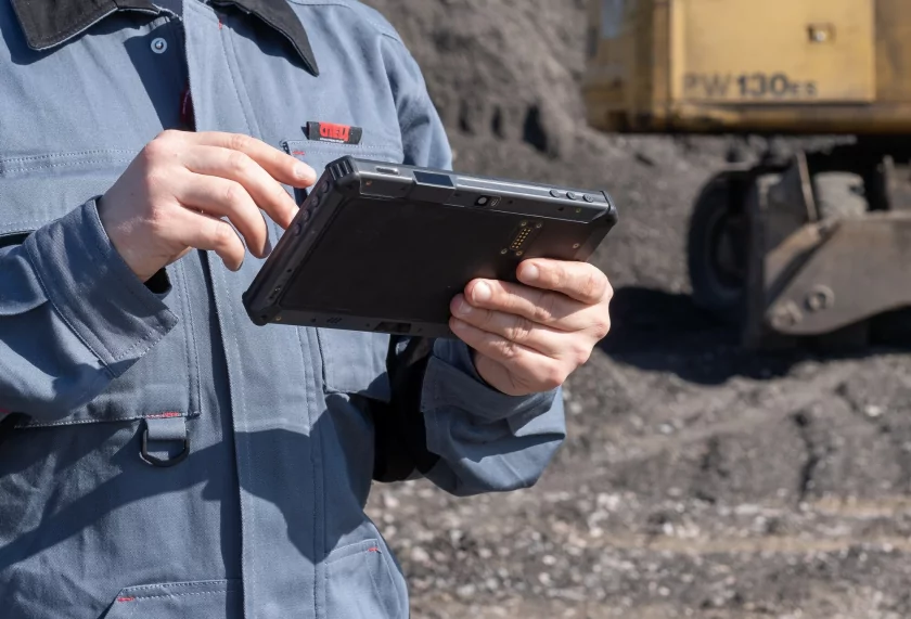 Представлен MIG T8X Gen.2: российский планшет для суровых условий со съёмным аккумулятором