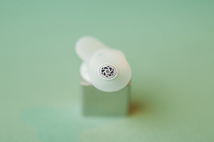 Это специальные наушники для сна, отсекающие окружающий храп: обзор soundcore Sleep A30 — Дизайн корпуса. 5