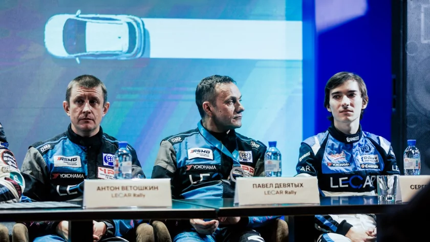 «Мир LECAR» подвёл итоги гоночного сезона 2025 года: блогеры и журналисты сразились с профессионалами в картинге