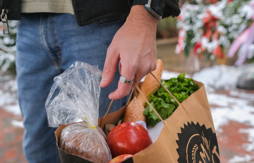 У Pebble появилось умное кольцо — Index 01. Оно умеет записывать голосовые заметки