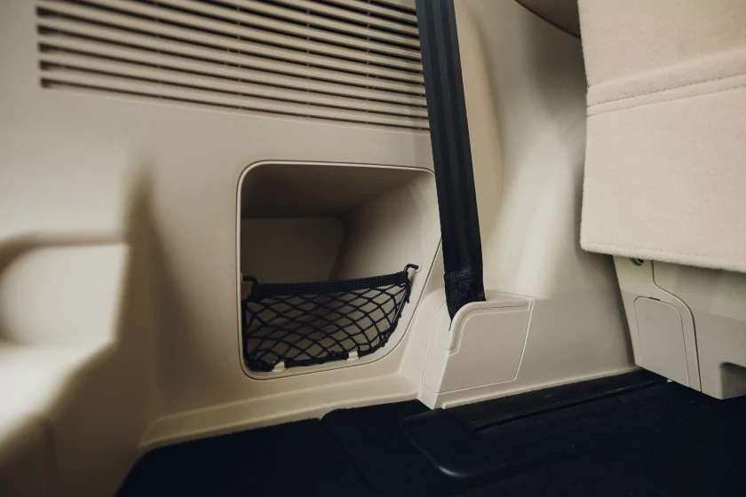 Левитирующее кресло и 7,4 литра расхода: тестирую китайский Wey 80 — Знакомство. 12