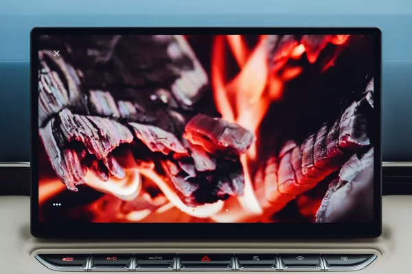 Левитирующее кресло и 7,4 литра расхода: тестирую китайский Wey 80 — Знакомство. 53