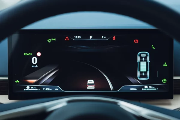 Левитирующее кресло и 7,4 литра расхода: тестирую китайский Wey 80 — Знакомство. 69