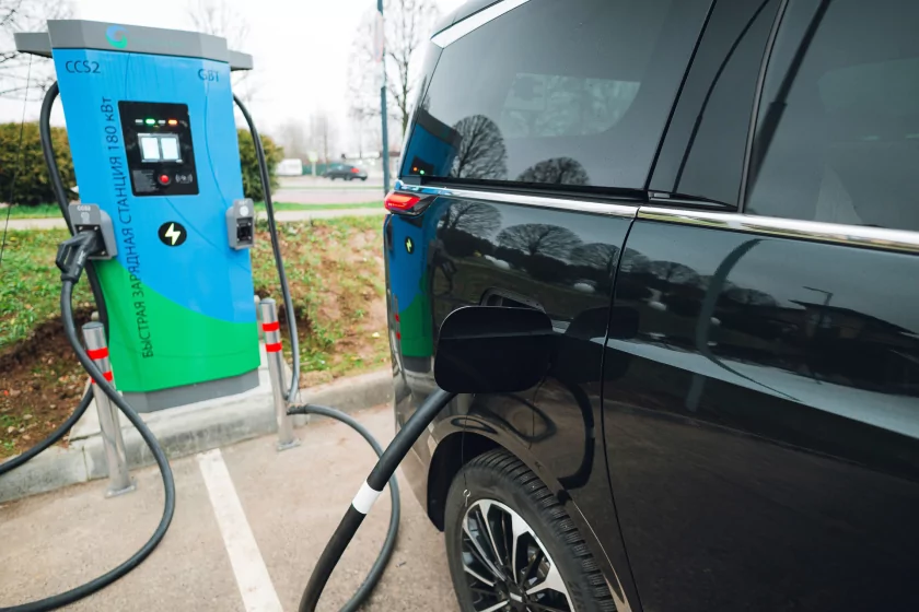 Левитирующее кресло и 7,4 литра расхода: тестирую китайский Wey 80 — В путь. 4