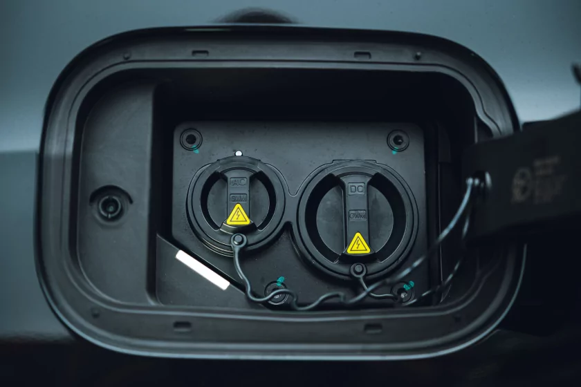 Левитирующее кресло и 7,4 литра расхода: тестирую китайский Wey 80 — В путь. 5