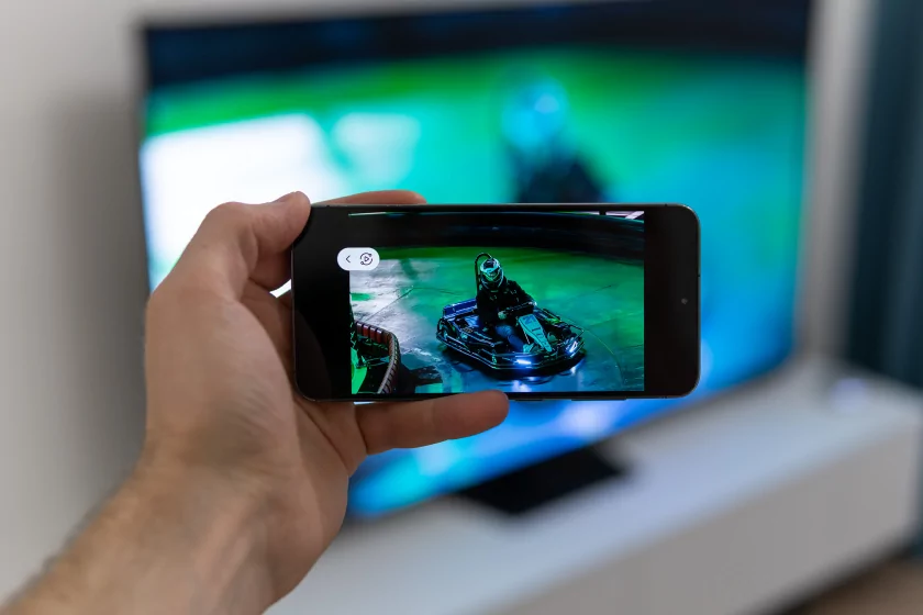 Обзор Samsung Neo QLED QN90F: небольшое обновление большого телевизора — Smart TV и управление. 7