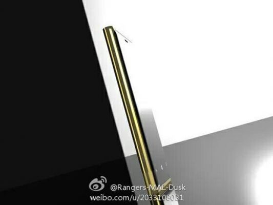 Утекшие фотографии свидетельствуют о возможности выхода Nokia Lumia 920 в золотом корпусе