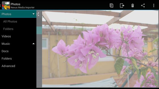 USB Media Explorer 10.3.2. Скриншот 1