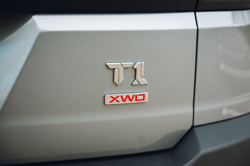 Выглядит как джип, пьет бензин как джип — но это кроссовер. Обзор Jetour T1 в российских реалиях — Знакомство. 13