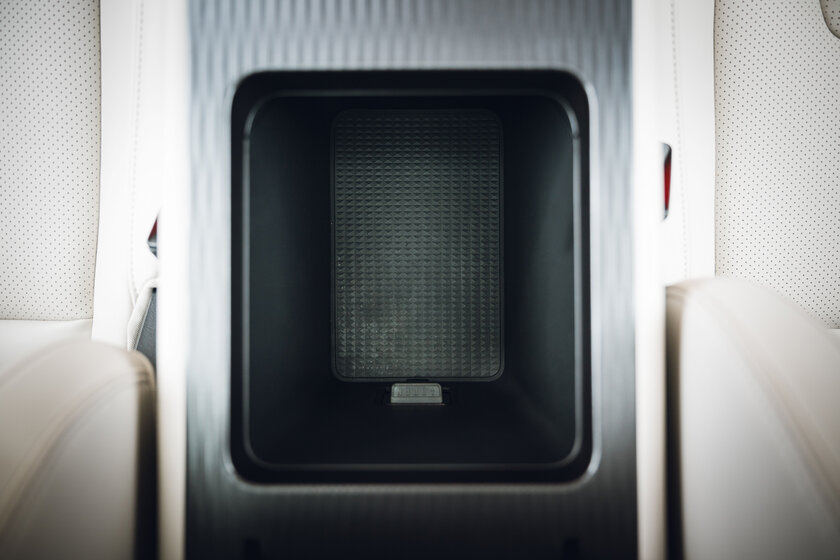 Выглядит как джип, пьет бензин как джип — но это кроссовер. Обзор Jetour T1 в российских реалиях — Знакомство. 36