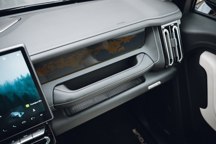 Выглядит как джип, пьет бензин как джип — но это кроссовер. Обзор Jetour T1 в российских реалиях — Знакомство. 40