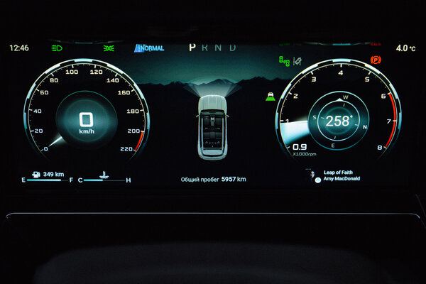 Выглядит как джип, пьет бензин как джип — но это кроссовер. Обзор Jetour T1 в российских реалиях — Знакомство. 46