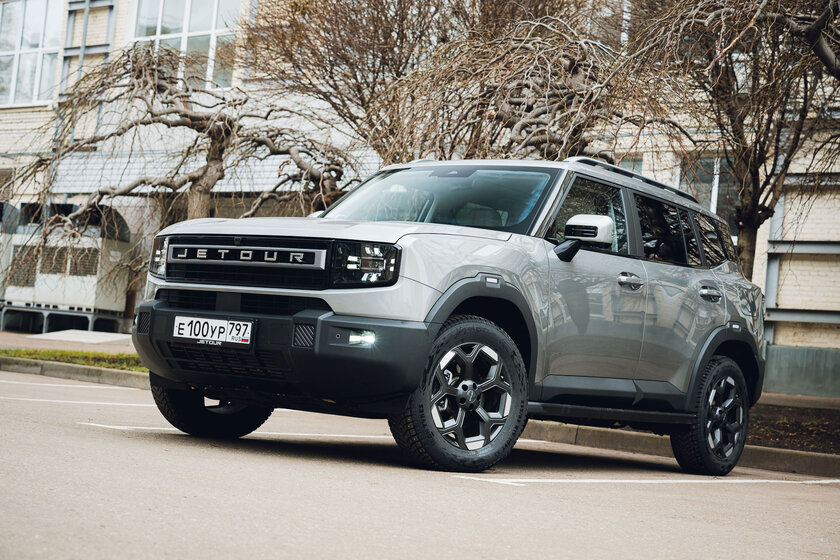 Выглядит как джип, пьет бензин как джип — но это кроссовер. Обзор Jetour T1 в российских реалиях — Отзыв. 4