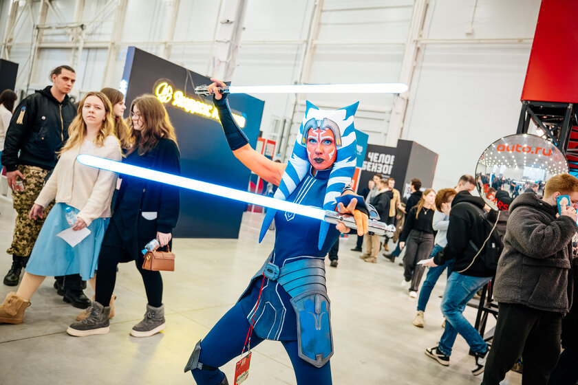 Косплей, яркое железо и видеоигры: как прошёл легендарный «Игромир 2025»