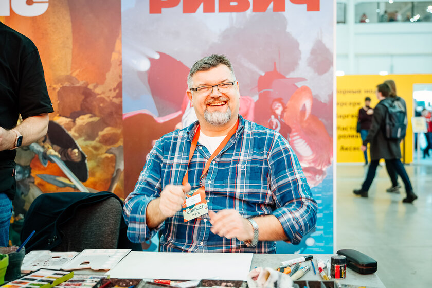 Косплей, яркое железо и видеоигры: как прошёл легендарный «Игромир 2025»