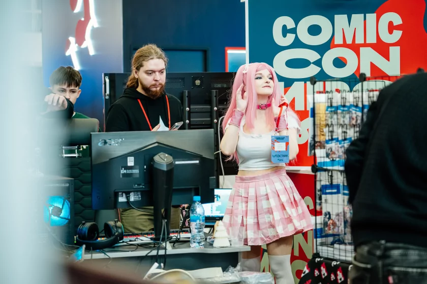 Косплей, яркое железо и видеоигры: как прошёл легендарный «Игромир 2025»