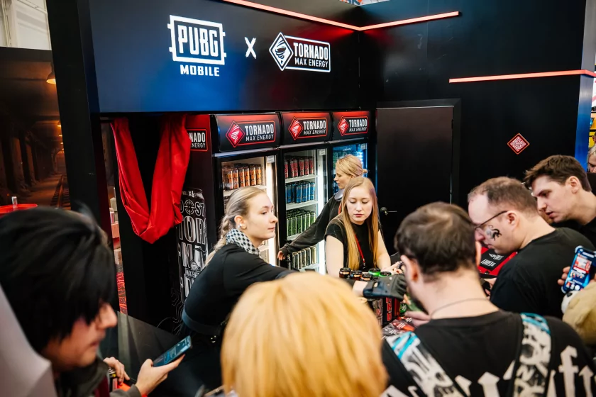 Косплей, яркое железо и видеоигры: как прошёл легендарный «Игромир 2025»