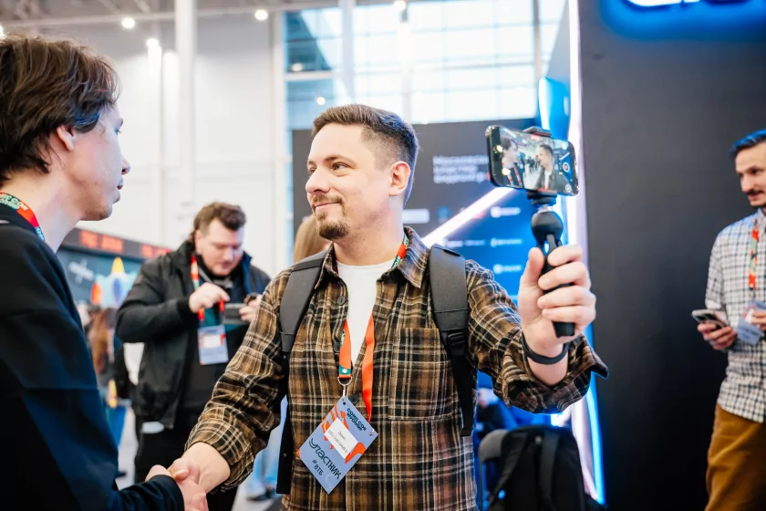 Косплей, яркое железо и видеоигры: как прошёл легендарный «Игромир 2025»