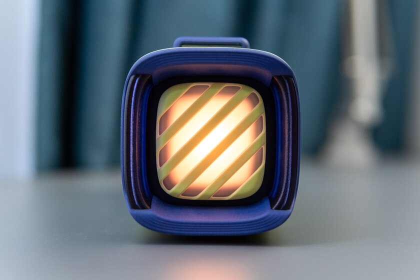 Не боится солёной воды и сама себя переворачивает: обзор колонки Soundcore Boom 3i — Дизайн корпуса. 1