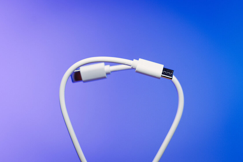 Стильные полноразмерные наушники с приличным звуком: обзор Baseus Inspire XH1 — Автономность и зарядка. 1