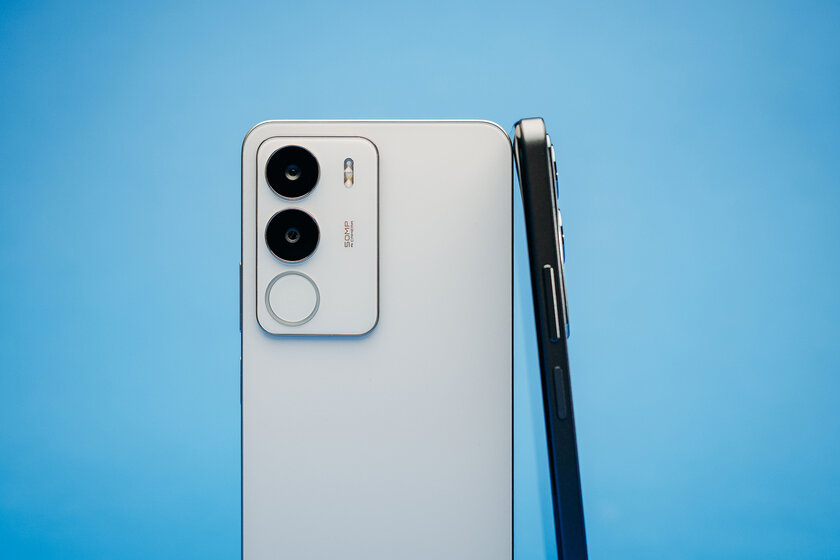 Недорогой смартфон с ёмкой батареей и достойным дисплеем: обзор realme P3 Lite — Дизайн корпуса. 4