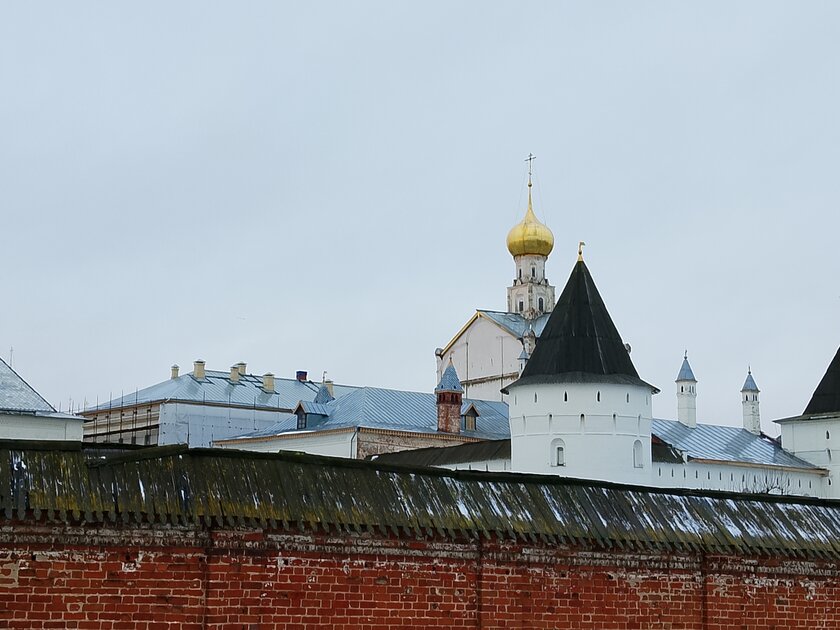 Недорогой смартфон с ёмкой батареей и достойным дисплеем: обзор realme P3 Lite — Качество снимков. 9