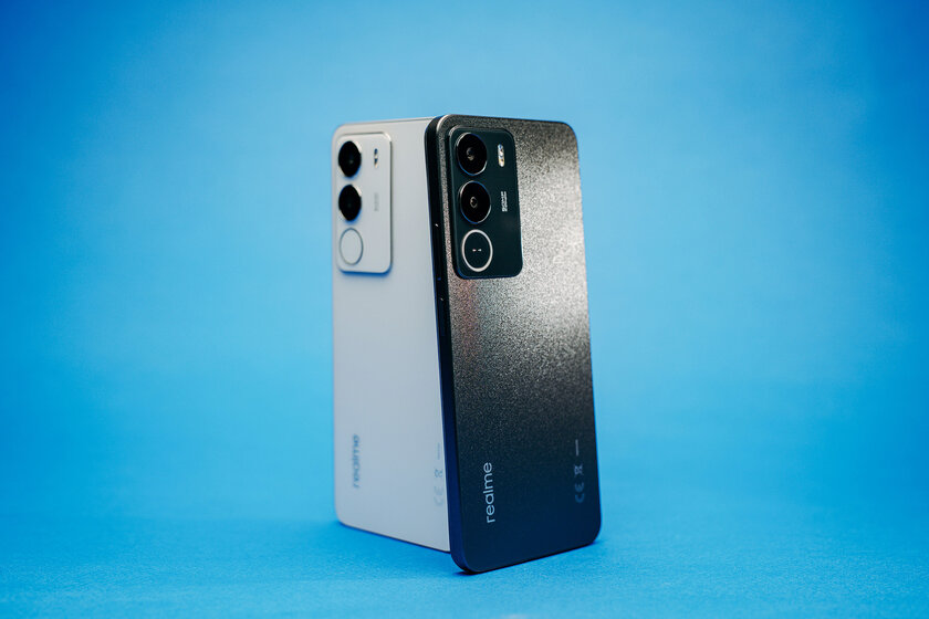 Недорогой смартфон с ёмкой батареей и достойным дисплеем: обзор realme P3 Lite — Отзыв. 1