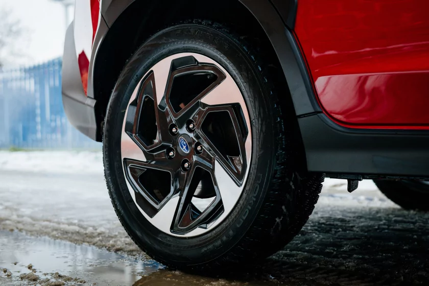 Глоток свежего воздуха после «китайцев»: обзор японского Subaru Crosstrek — Знакомство. 8