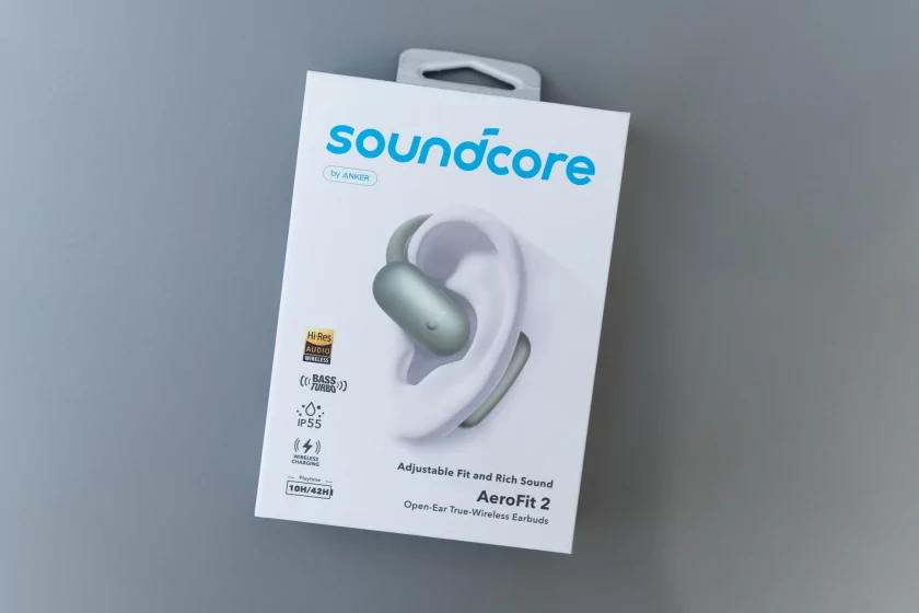 Спортивные и направляют звук прямо в ухо: обзор наушников Soundcore AeroFit 2 с регулируемой посадкой — Комплект поставки. 1