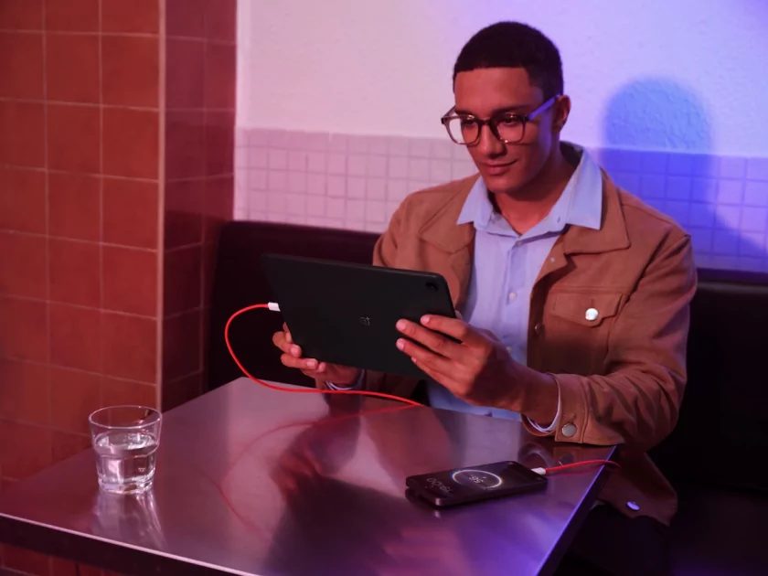 В России стартовали продажи OnePlus 15R, OnePlus Pad Go 2 и OnePlus Watch Lite: сколько стоят и какие модели