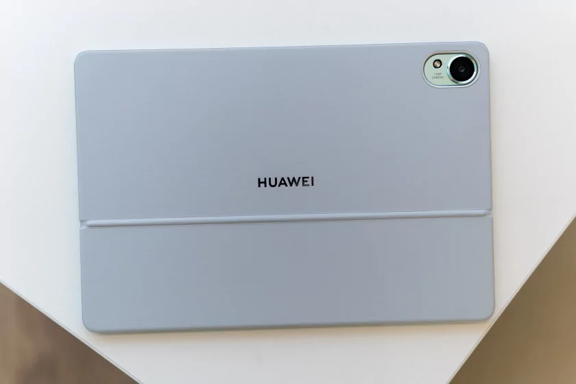 Обзор HUAWEI MatePad 11,5 S 2026 PaperMatte: планшет с «бумажным» экраном, способный заменить ноутбук — Клавиатура. 4