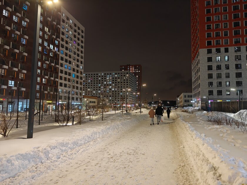 Мощный чип, Android 16 и 7400 мАч: обзор доступного флагмана OnePlus 15R — Качество снимков. 11