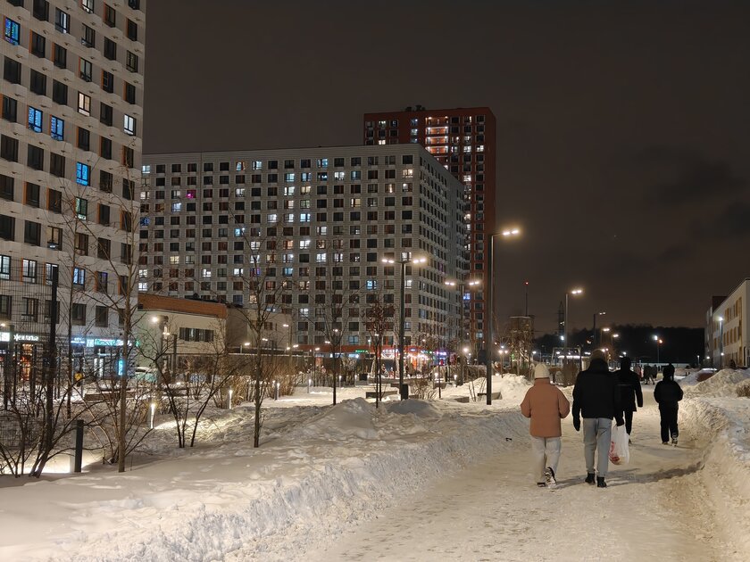 Мощный чип, Android 16 и 7400 мАч: обзор доступного флагмана OnePlus 15R — Качество снимков. 23