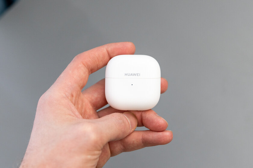 Обзор HUAWEI FreeClip 2: необычные, но очень удобные открытые наушники-клипсы