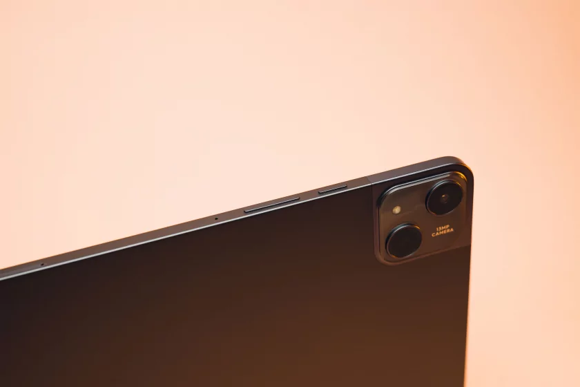 Планшет с полезной оранжевой кнопкой: обзор TECNO MEGAPAD Pro для фильмов и работы — Отзыв. 1