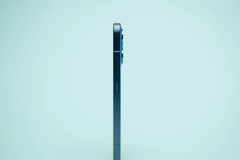 Сохраняет впечатления, выглядит стильно и не боится воды: обзор OPPO Reno15 5G — Дизайн корпуса. 2