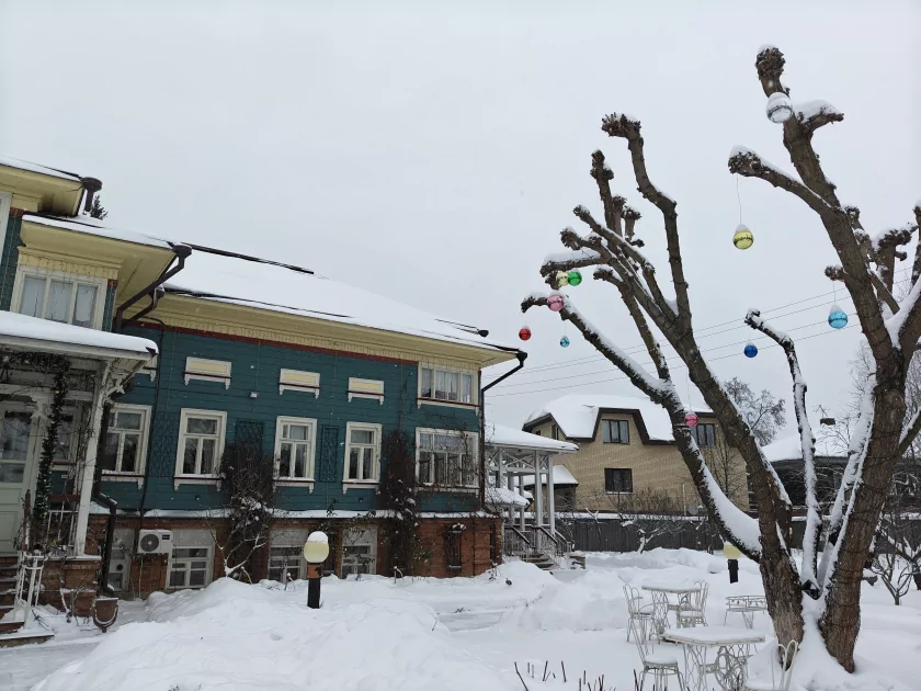 Сохраняет впечатления, выглядит стильно и не боится воды: обзор OPPO Reno15 5G — Качество снимков. 26