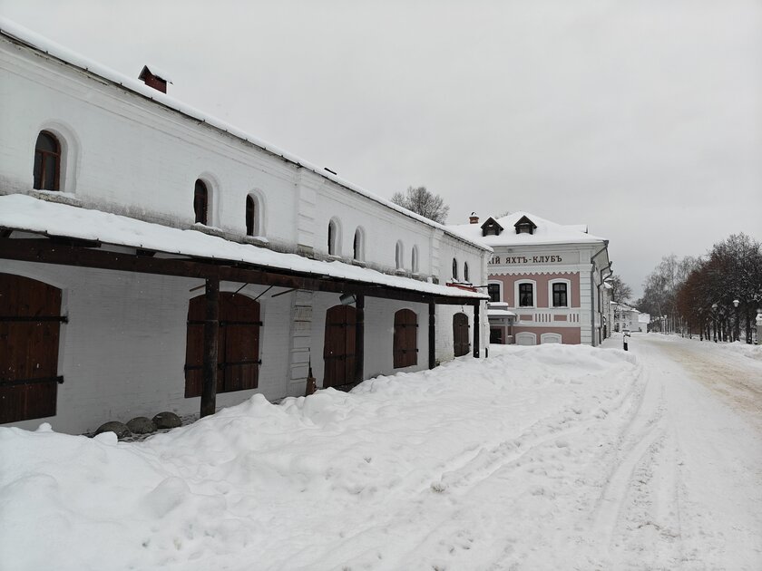 Сохраняет впечатления, выглядит стильно и не боится воды: обзор OPPO Reno15 5G — Качество снимков. 28
