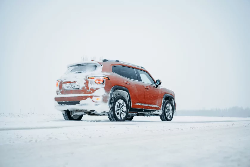 Честный зимний тест Haval H7: проходимость, расход и «бойница» сзади — В снежный путь. 11