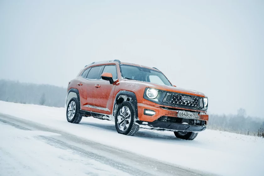 Честный зимний тест Haval H7: проходимость, расход и «бойница» сзади — В снежный путь. 13
