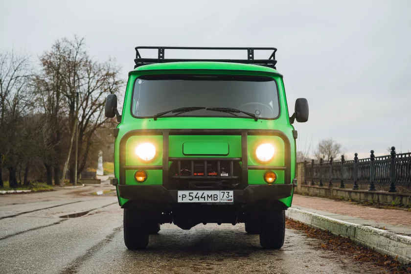 «Буханка», которая пережила СССР: почему легендарный УАЗ не собирается на пенсию даже в 2026-м