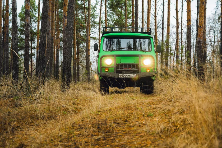 «Буханка», которая пережила СССР: почему легендарный УАЗ не собирается на пенсию даже в 2026-м