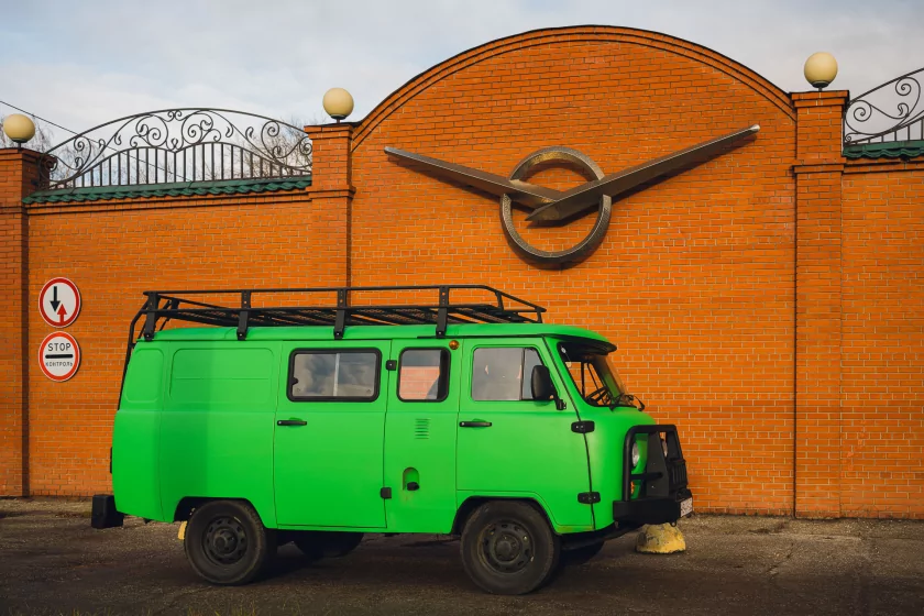 «Буханка», которая пережила СССР: почему легендарный УАЗ не собирается на пенсию даже в 2026-м