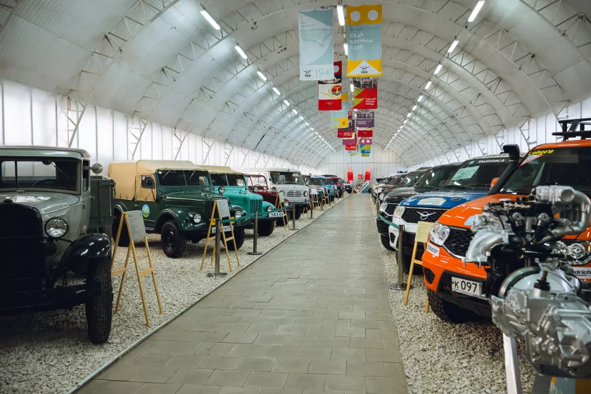 «Буханка», которая пережила СССР: почему легендарный УАЗ не собирается на пенсию даже в 2026-м