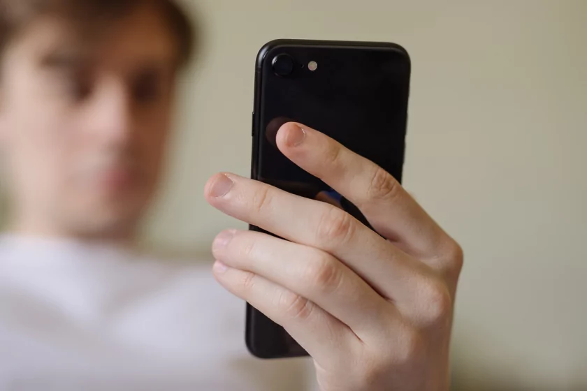 Почтой России теперь можно доставлять по номеру телефона: адрес и ФИО не нужны