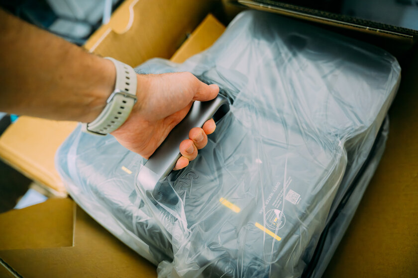 Из базы робота-пылесоса достаётся… ещё один пылесос. Обзор eufy Omni E28: такого я ещё не видел — Портативный очиститель FlexiOne. 3