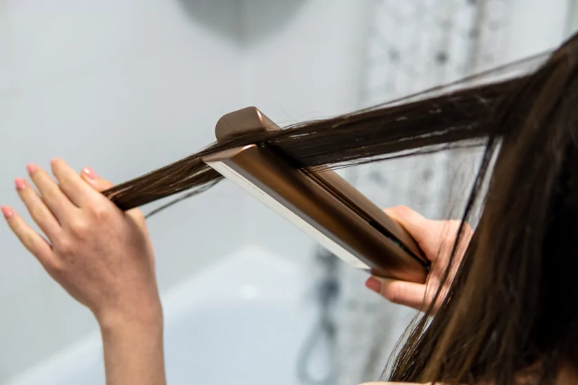 Сушит и выпрямляет одновременно: обзор фена-утюжка Dreame Aero Straight — Опыт использования. 2